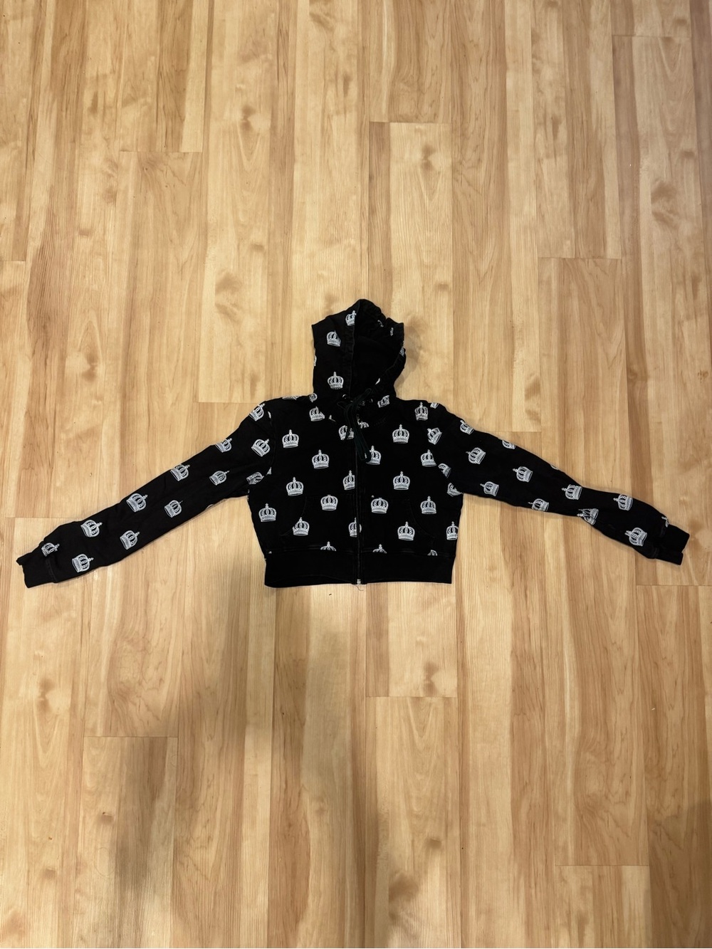 Say What? Y2K Black Cropped Hoodie with White Crown Print